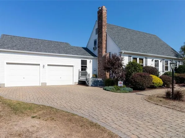 54 Spruceland Road, Enfield, CT 06082