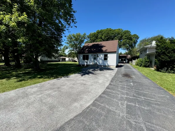 138 N Campbell Ave, Glenwood, IL 60425