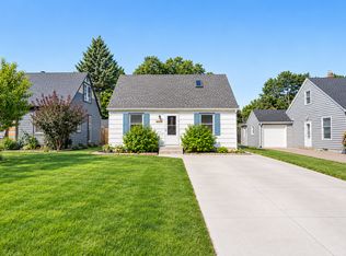 5544 York Ave S, Edina, MN 55410
