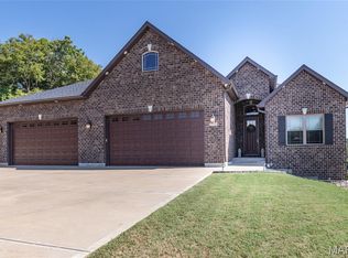 5046 Warren Rd, Imperial, MO 63052