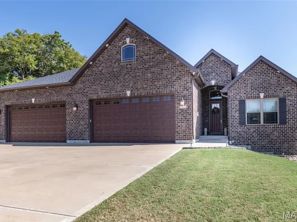 5046 Warren Rd, Imperial, MO 63052