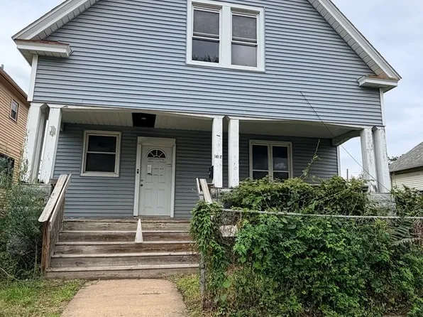 1612 W 3rd St, Davenport, IA 52802
