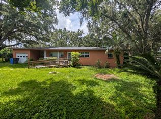 2907 Sam Hicks Rd, Plant City, FL 33567