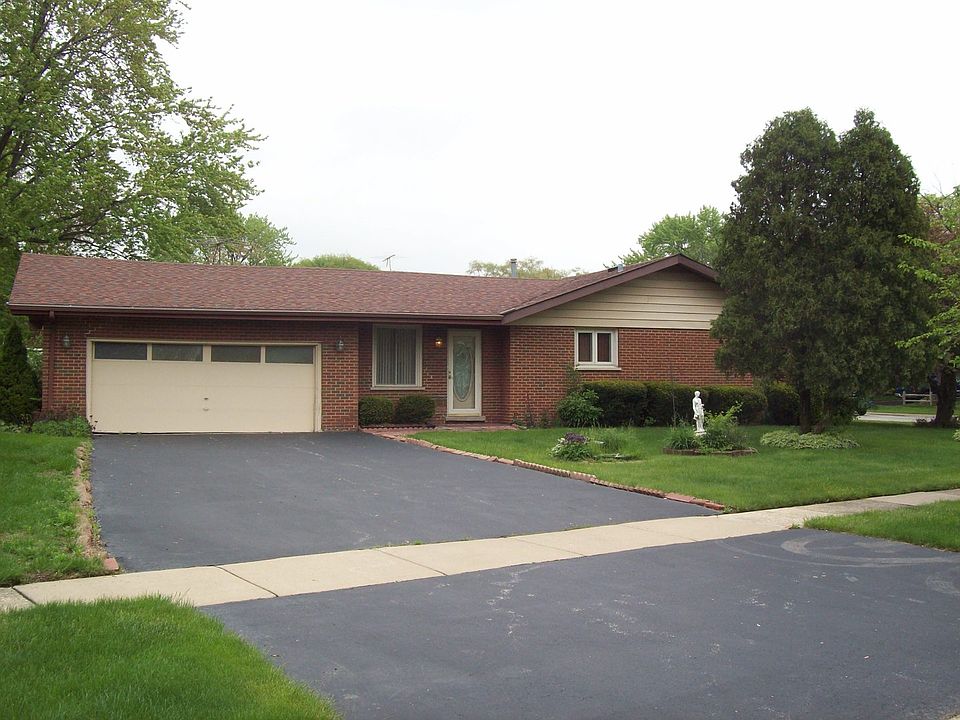 1st image of 9012 S Southfield Dr