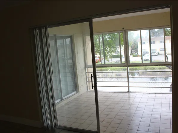 4240 NW 21st Street #134, Lauderhill, FL 33313