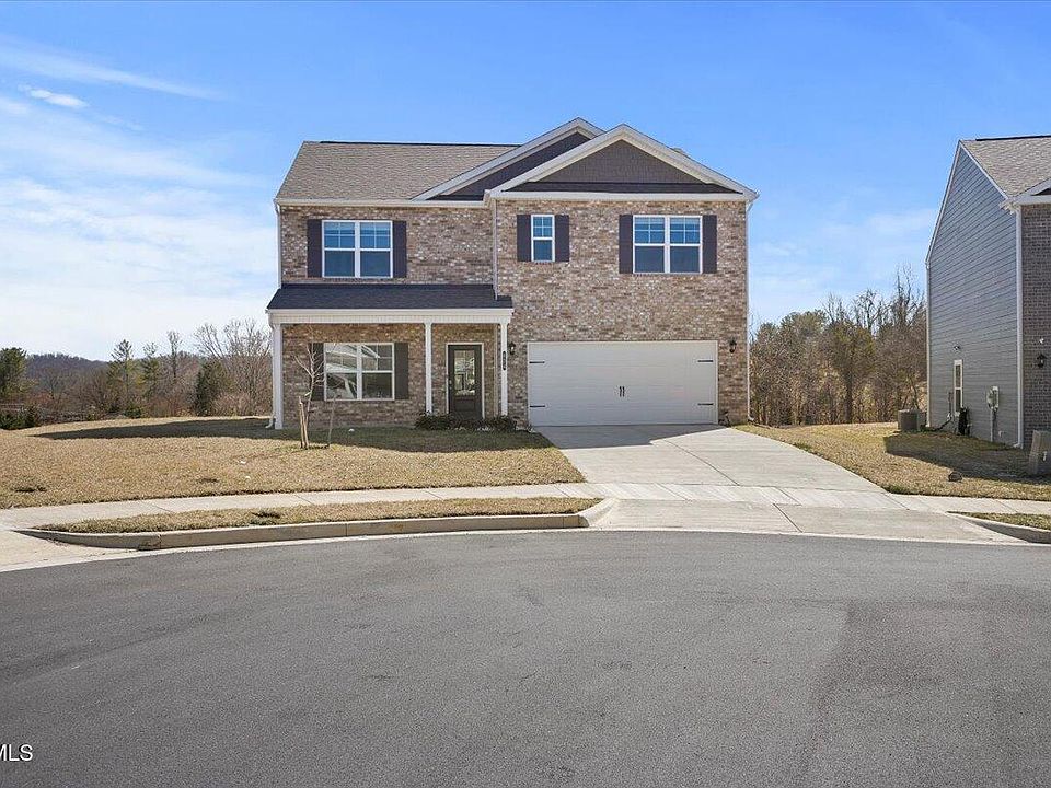 1st image of 624 Sedgewick Way