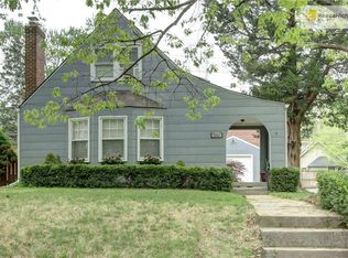 7541 McGee St, Kansas City, MO 64114