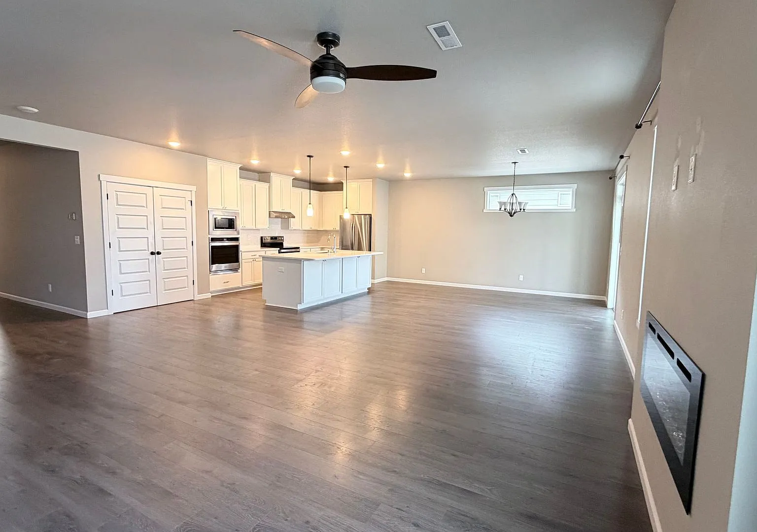 4 Bed, 2 Bath Home in West Plains (Medical Lake exit) — Photo 3