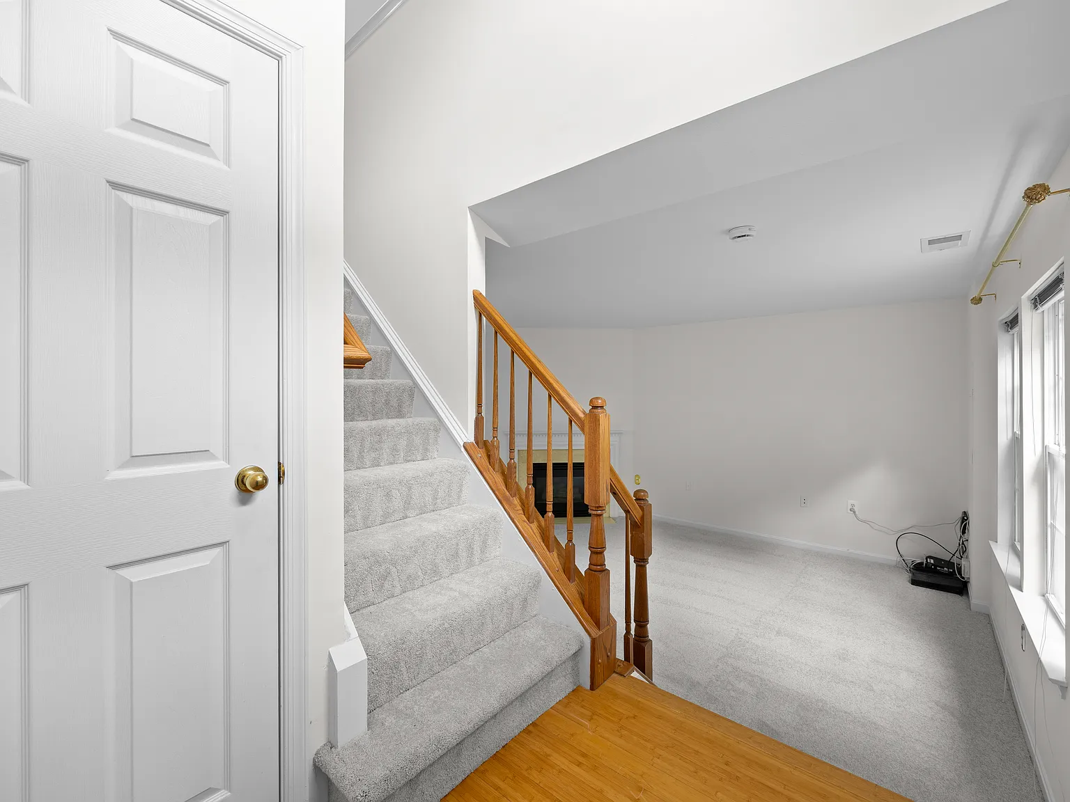 3 bed, 2.5 bath, 1764 sqft, $3,300 — Photo 4