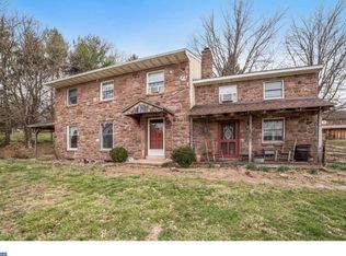 1785 Saint Peters Rd, Pottstown, PA 19465