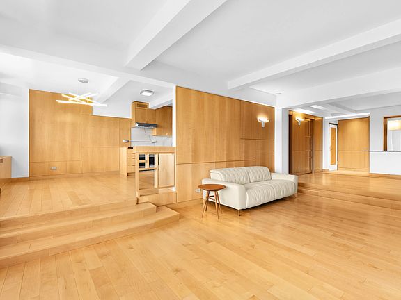 4th image of 120 Central Park S #17CD