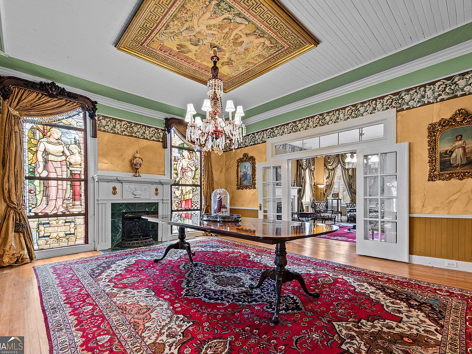 7th image of this home