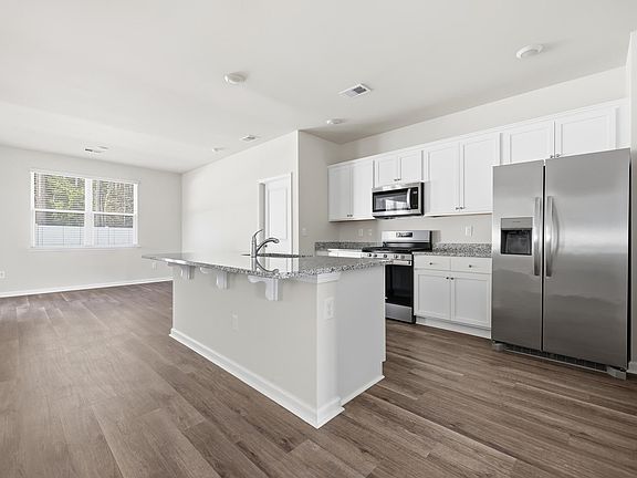 2nd image of 270 Columbus St.