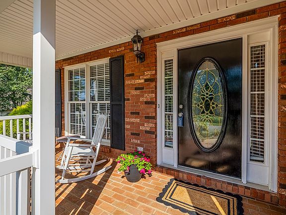 5th image of 443 Congaree Rd