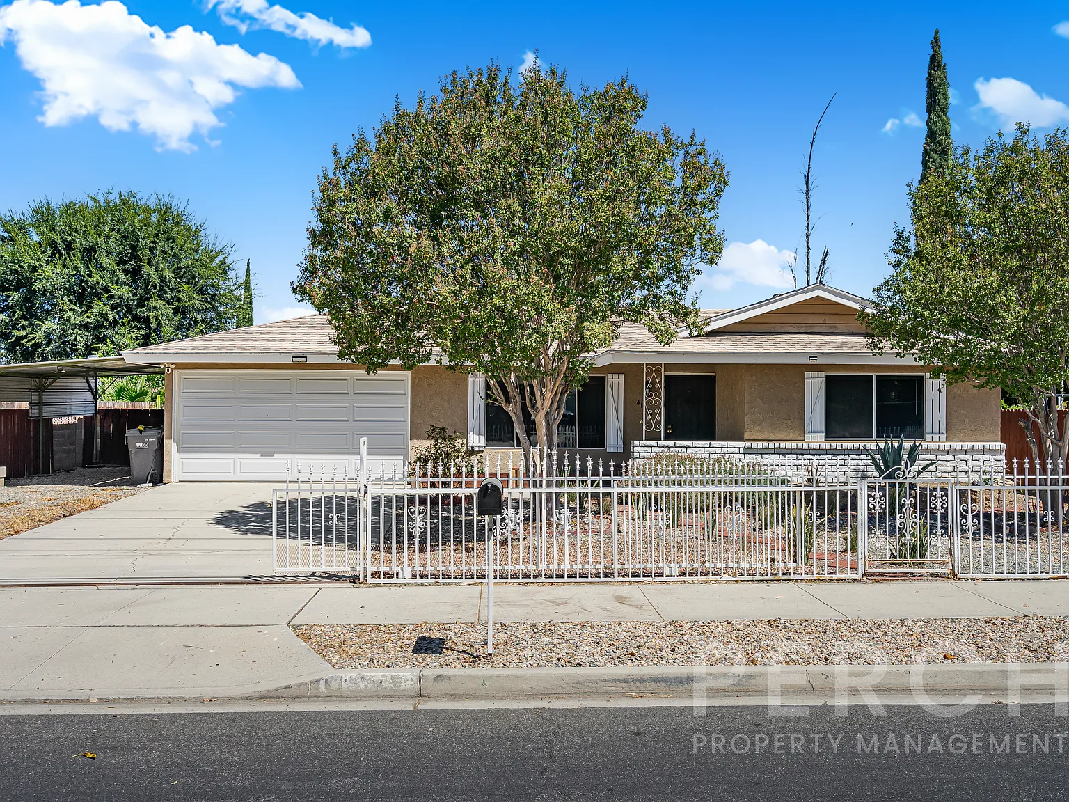 3 bed, 1200 sqft, $2,590 — Photo 1