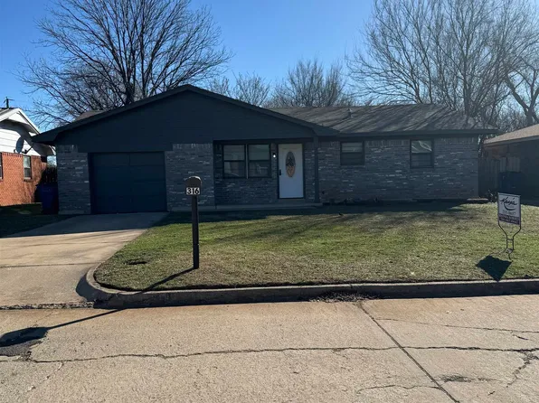 316 N North St #I, Duncan, OK 73533