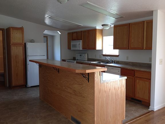 oak kitchen