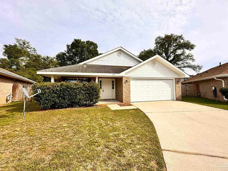 4856 Genevive Ct — Photo 1