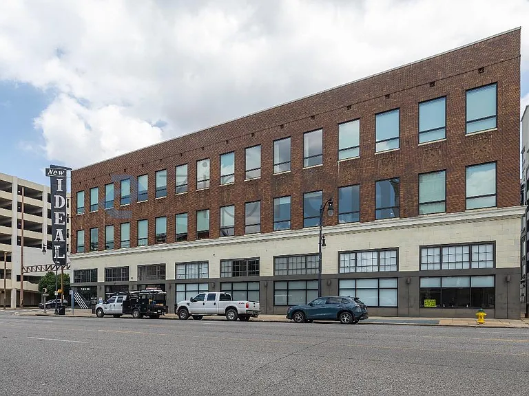 1801 2nd Ave #208 — Photo 18