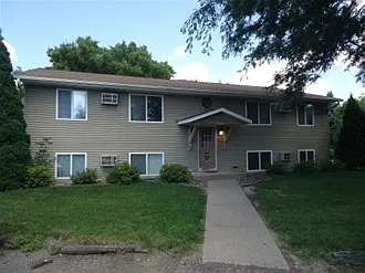 2 bed, 1.0 bath, 832 sqft, $1,200 — Photo 1