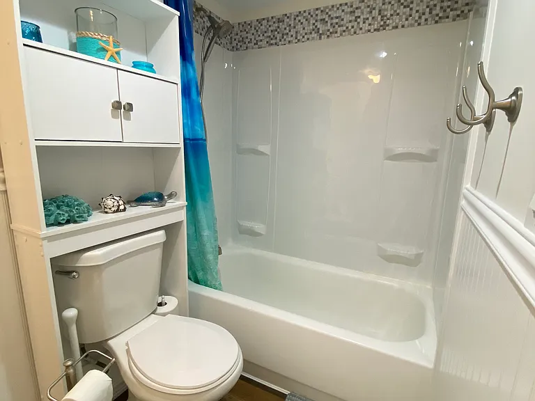 223 Columbia Dr #213 — Photo 26