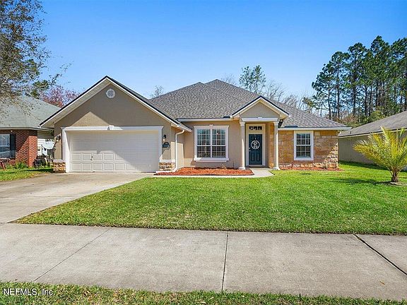 3rd image of 2331 Bonnie Lakes Dr
