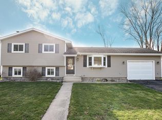913 Willow St, La Crescent, MN 55947