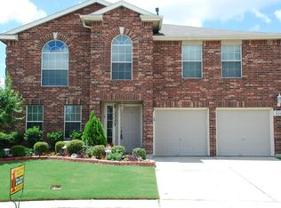 821 Jockey Club Ln, Fort Worth, TX 76179