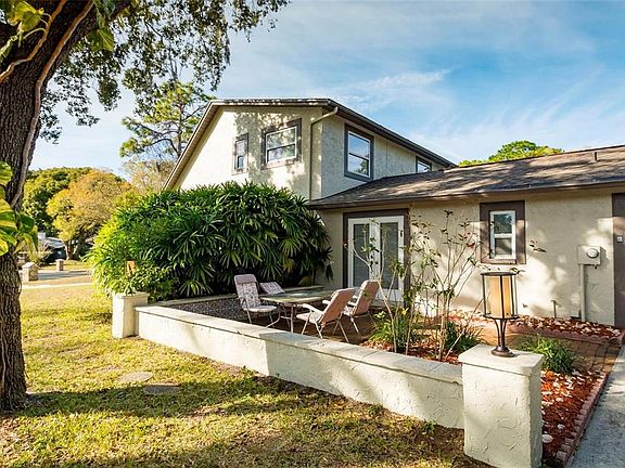 5th image of 1647 Hobbit Rd