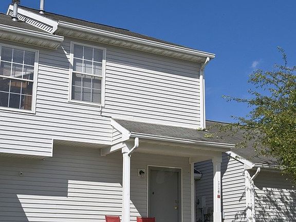 3rd image of 117 Ambleside Dr #12046443