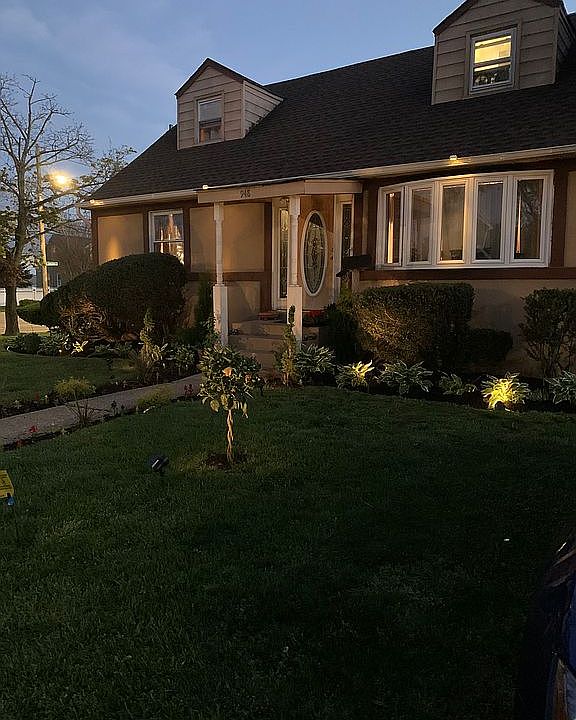 1st image of 948 Winthrop Dr