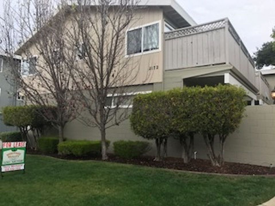 1st image of 2172 Carlmont Dr APT 5
