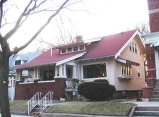 7320 S Paxton Ave, Chicago, IL