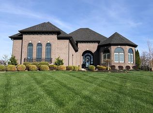 1940 Apple Blossom Dr, Floyds Knobs, IN 47119