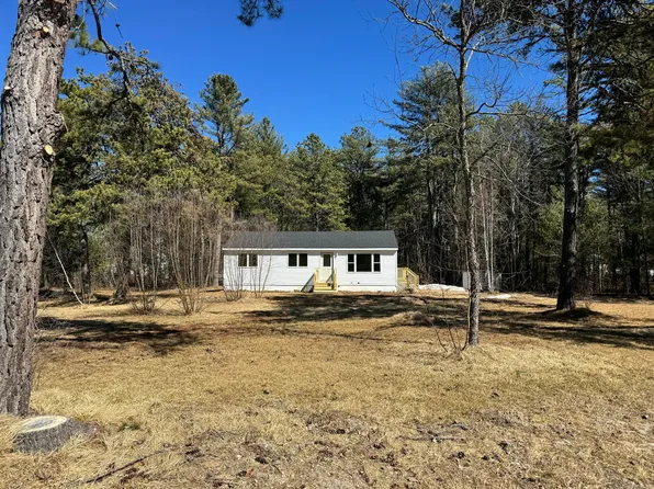 4 Fairwood Circle, Hollis, ME 04042