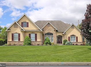 33 Strathford Dr #L-0026, Lebanon, PA 17042
