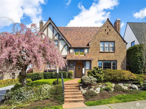 1518 Parkside Drive E, Seattle, WA 98112