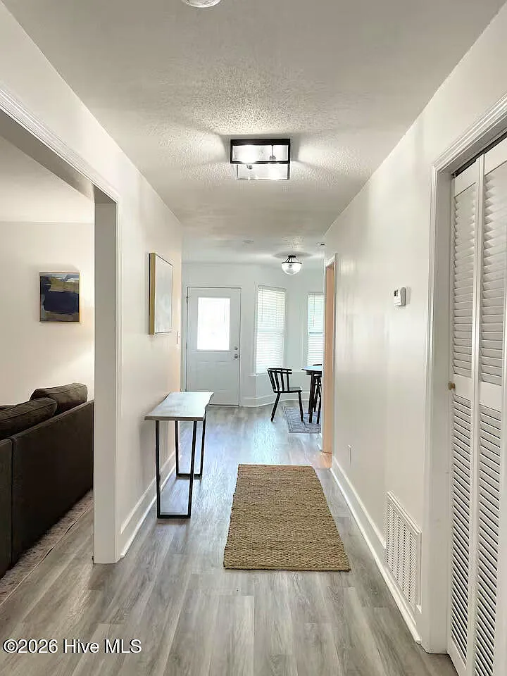 2 bed, 2.0 bath, $1,700 — Photo 2