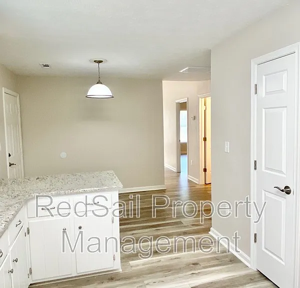 39 Whites Ln #A — Photo 15