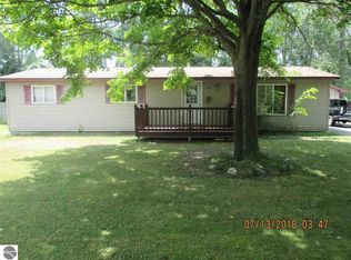 703 Sawyer St, East Tawas, MI 48730