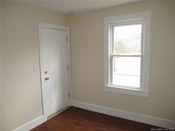 5th image of 322 Park St #1W