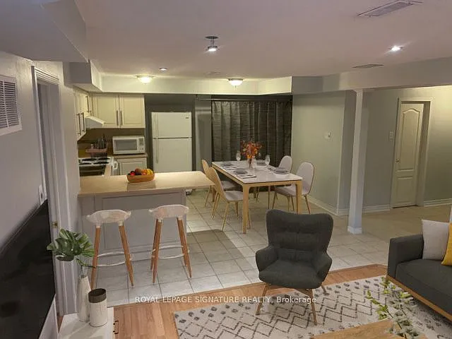 2 bed, $1,800 — Photo 4