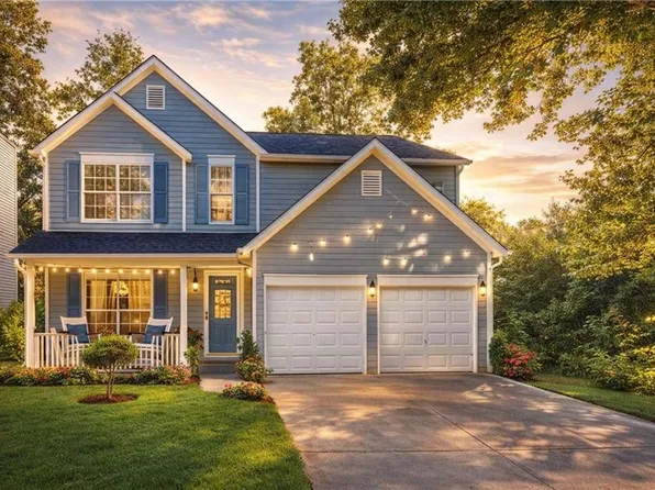 826 Shore Dr, Lithonia, GA 30058