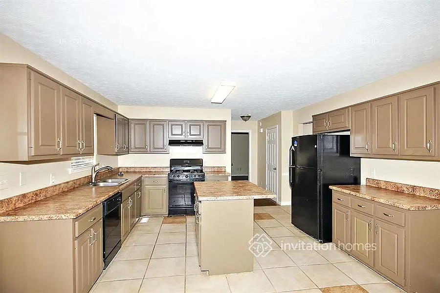 2190 Hampton Trl SE Conyers, GA 30013 — Photo 4