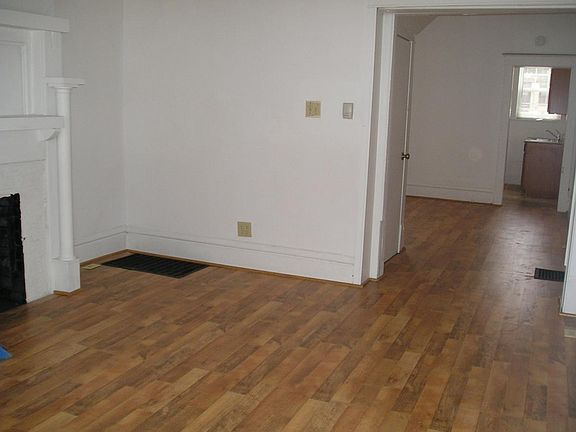 4th image of 416 E 16th Ave