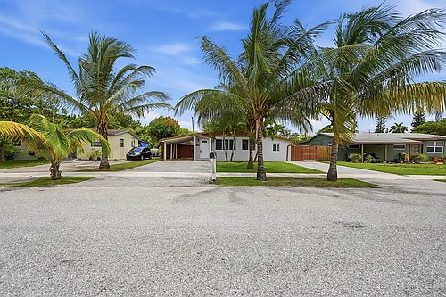 4380 NW 59th Ct Photo 1