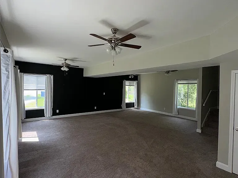 3335 Lake Bend Dr — Photo 9
