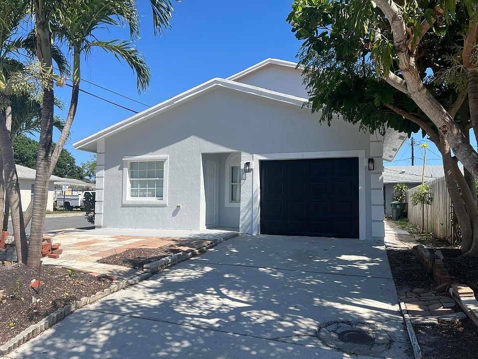 1st image of 656 Latona Avenue
