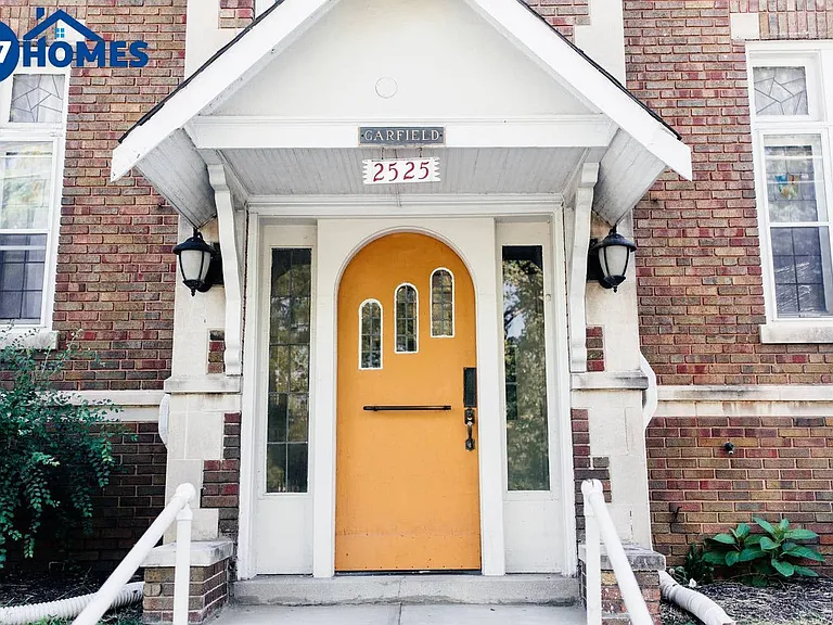 2525 Shelby St #4 — Photo 7