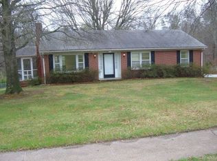 417 W Academy St, Madison, NC 27025